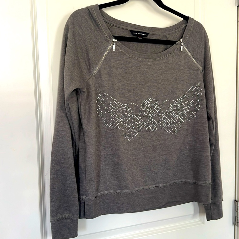 Rock & Republic long sleeve skull zipper detail sweater